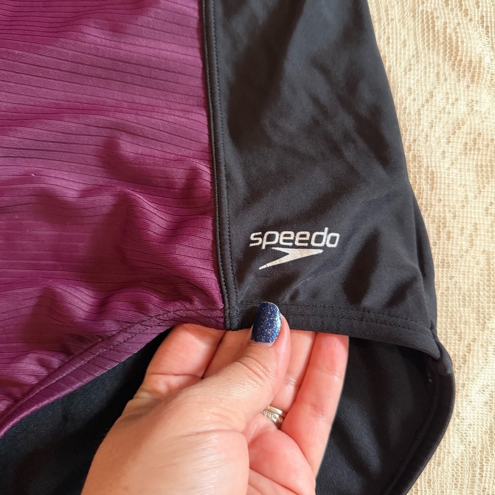 Speedo racerback one piece swimsuit - Picture 3 of 12